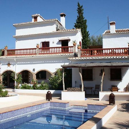 Boutique Bed&Breakfast Casa Utopia Alcaucín Extérieur photo