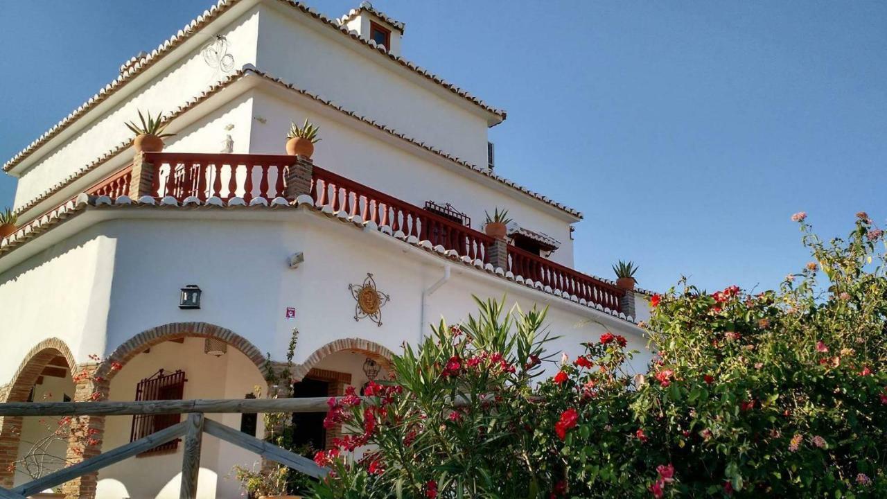 Boutique Bed&Breakfast Casa Utopia Alcaucín Extérieur photo