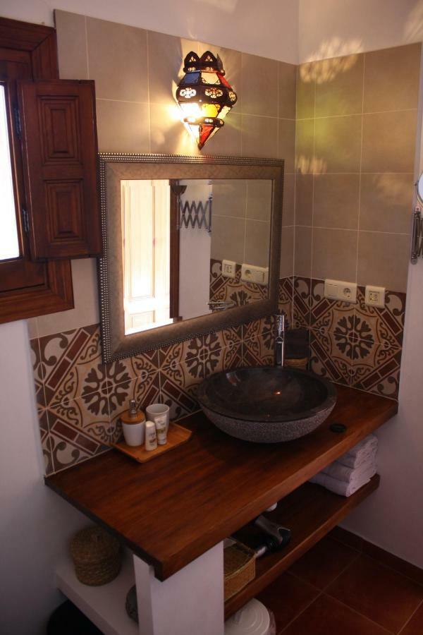 Boutique Bed&Breakfast Casa Utopia Alcaucín Extérieur photo